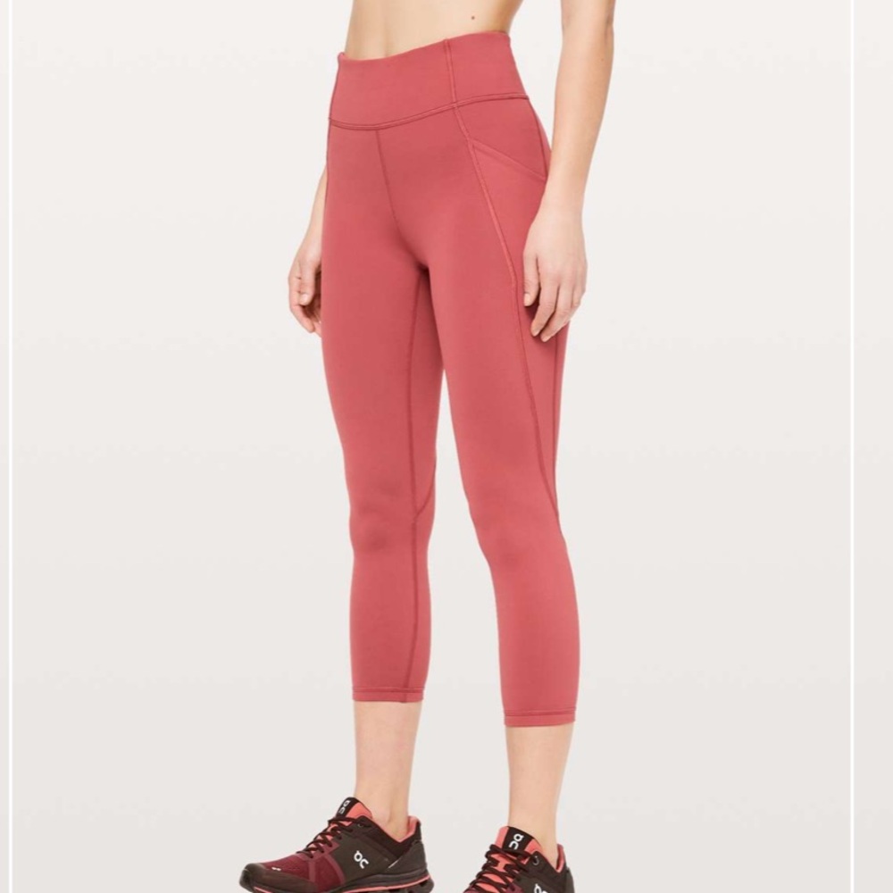 EUC Lululemon Time to Sweat crop - Picture 2 of 13